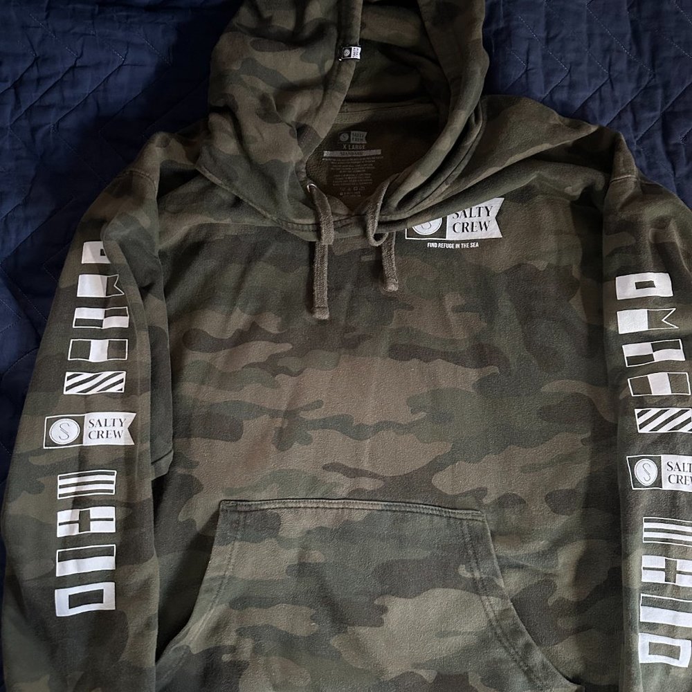 Salty Crew Camouflage hoodie